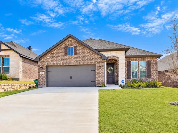 3520 Austin St, Gainesville, TX 76240