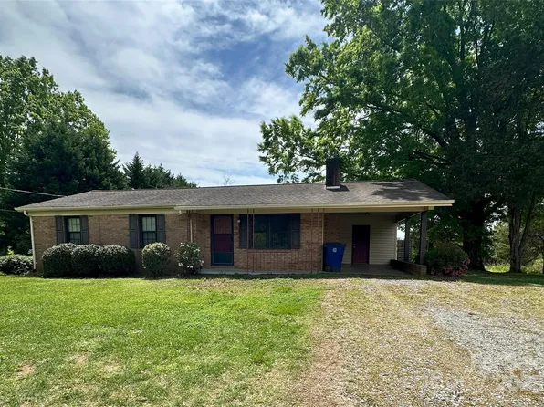 2030 Keisler Dairy Rd, Conover, NC 28613