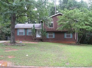 8990 Saddlewood Dr, Jonesboro, GA