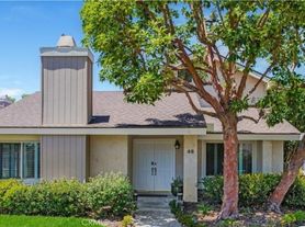 46 Snapdragon, Irvine, CA