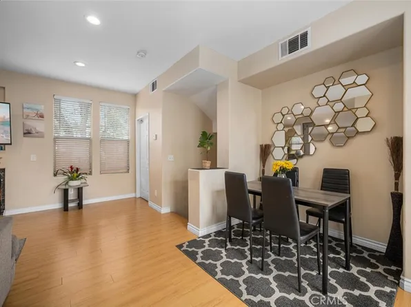 1879 Atlantic Ave #15, Long Beach, CA 90806