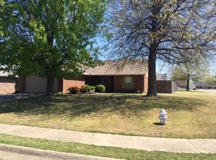 923 Penny Ln, Springdale, AR 72762