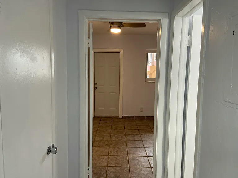 2909 Middle River Dr #105 — Photo 18