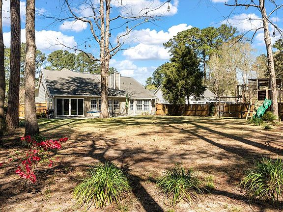 2nd image of 525 Pointe Of Oaks Rd