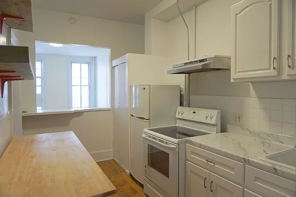 Rented by Compass | media 16