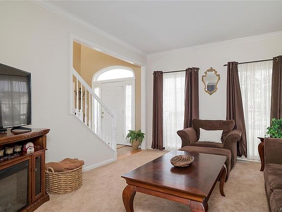 5th image of 29 Parkedge Dr