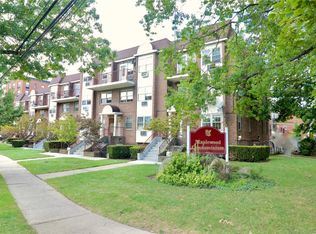 17235 Highland Ave APT 3A, Jamaica, NY 11432