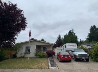 1150 S 58th St, Springfield, OR 97478