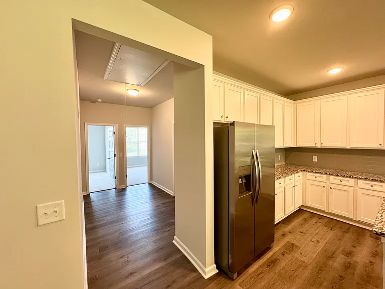115 McGinnis Cir — Photo 10
