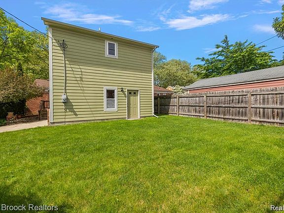 2nd image of 1493 E Melton Rd