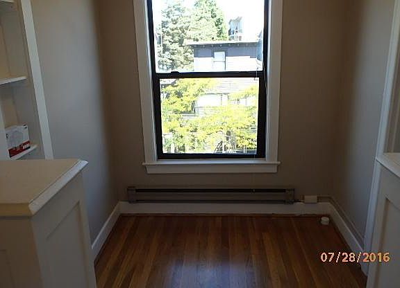 3rd image of 135 Harvard Ave E APT 402