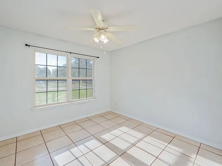 4660 Dove Way — Photo 23