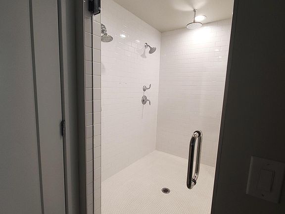 5th image of 1106 E Weber Dr
