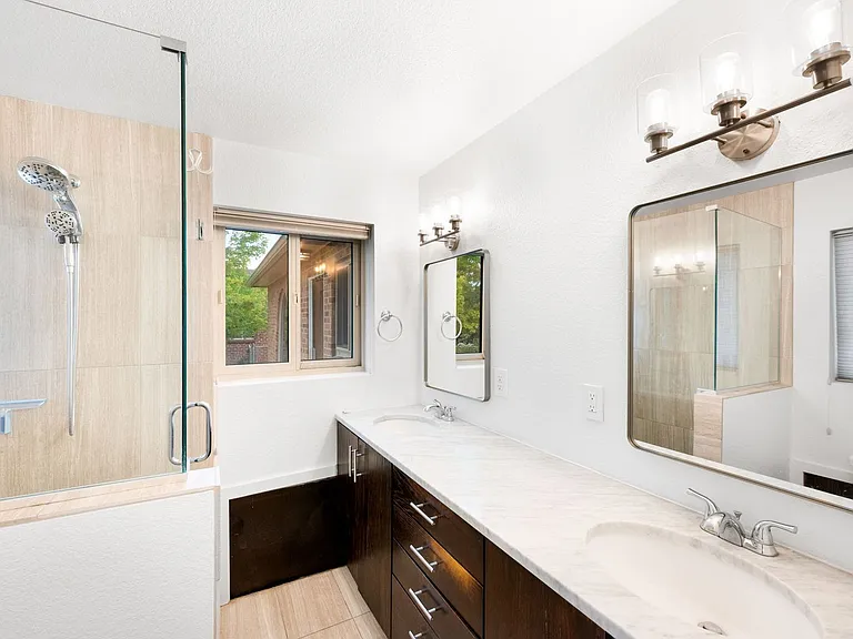 2576 Krameria St — Photo 15