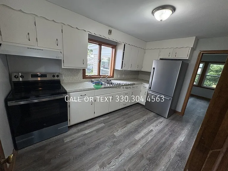 2769 Carlisle Ct — Photo 4