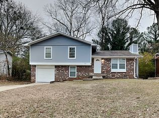 8886 Ashwood Dr, Riverdale, GA