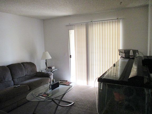 3rd image of 149 W 6th St APT 37