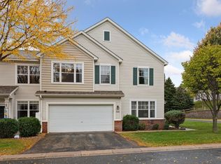 826 Princeton Ave, Shakopee, MN 55379