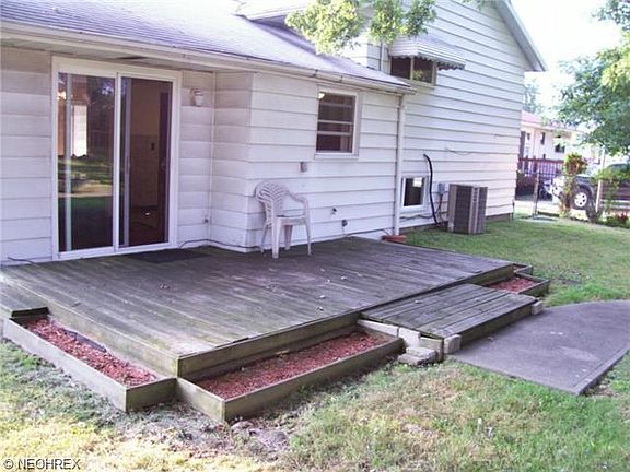 3rd image of 6000 White Pine Dr