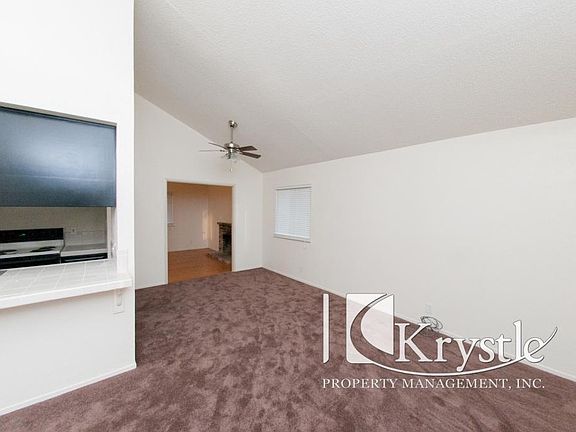 3rd image of 237 Stanford Dr