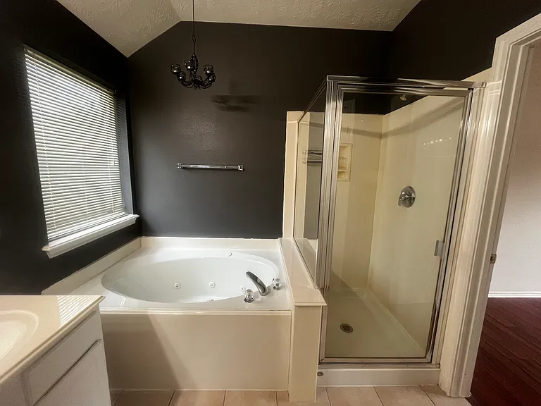 5508 Lilywood Ln — Photo 10
