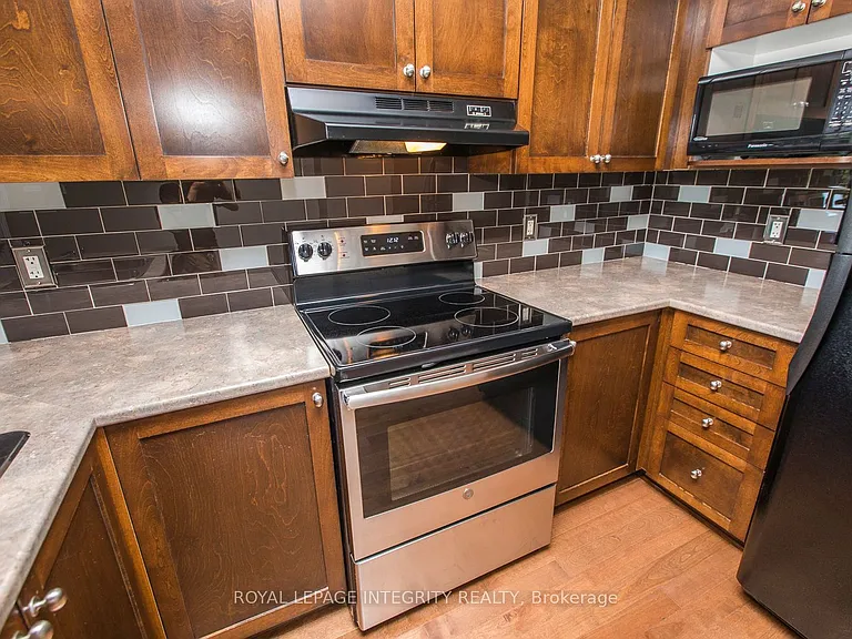 146 Berrigan Dr — Photo 6