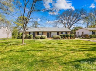 4033 Woodgreen Ter, Charlotte, NC 28205