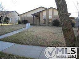 1st image of 3008 Kings Way