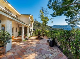 2600 Ladybird Dr, Calabasas, CA 91302