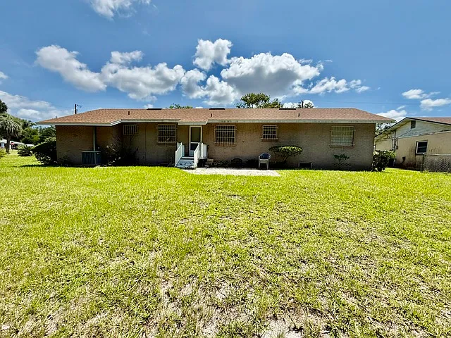 420 N Fairview Ave — Photo 20