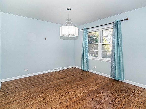 2nd image of 7710 Kildare Ave