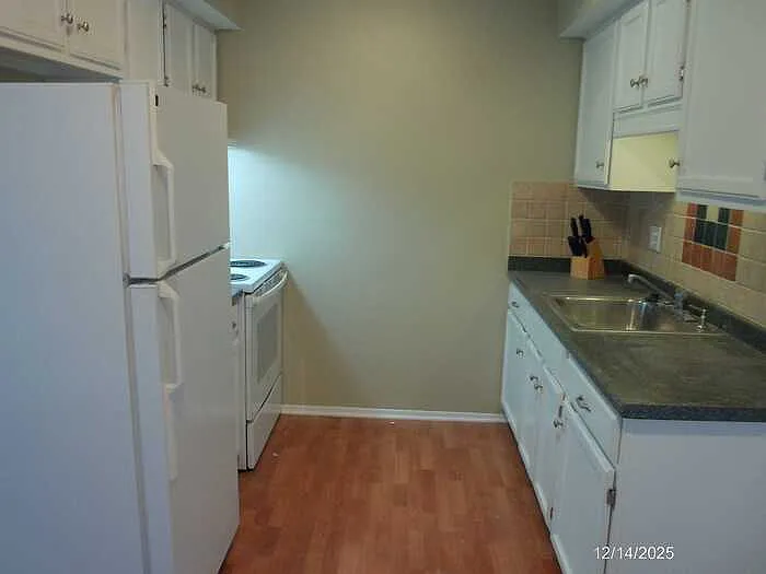 22843 Grove St #47 — Photo 3