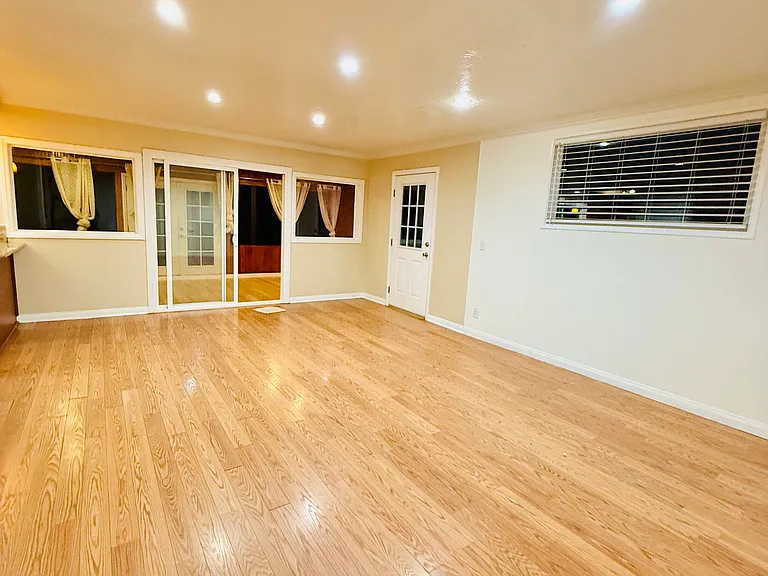 17102 Cortner Ave — Photo 6