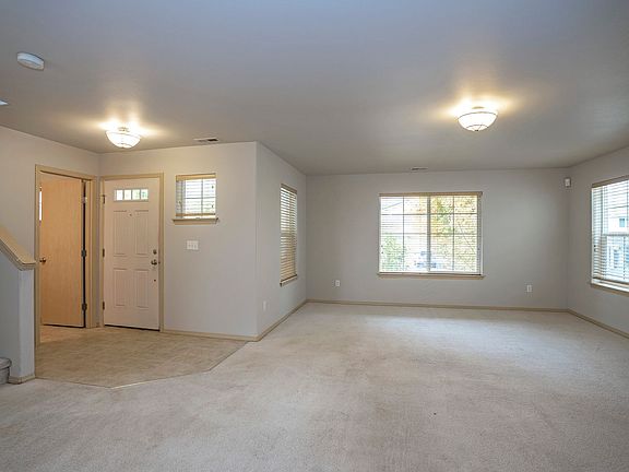 4th image of 1506 Grant Ave