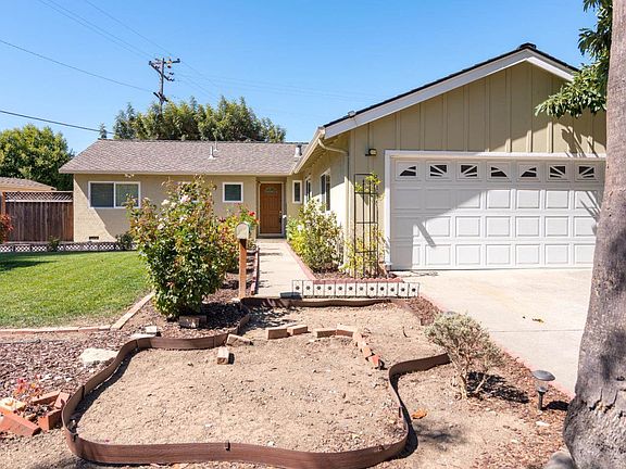 4th image of 449 Casa View Dr