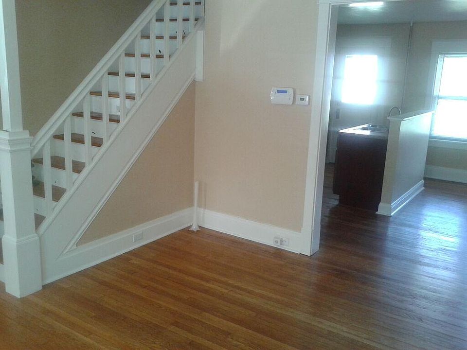 2nd image of 39 Argyle St
