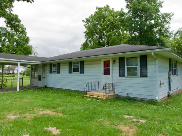 205 N Pittenger Rd, Selma, IN 47383