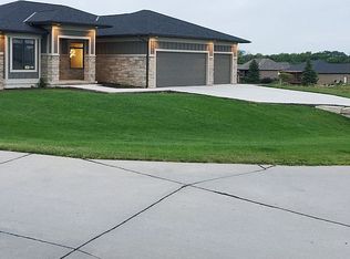 7777 SW 13th St, Lincoln, NE 68523