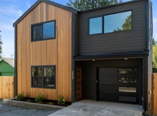 3520 SW 99th St, Seattle, WA 98126