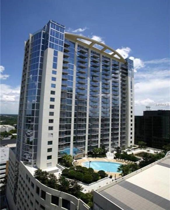 1st image of 155 Court Ave #1612