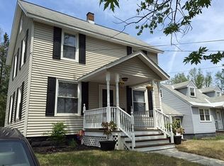 140 Bradford Rd, Schenectady, NY 12304