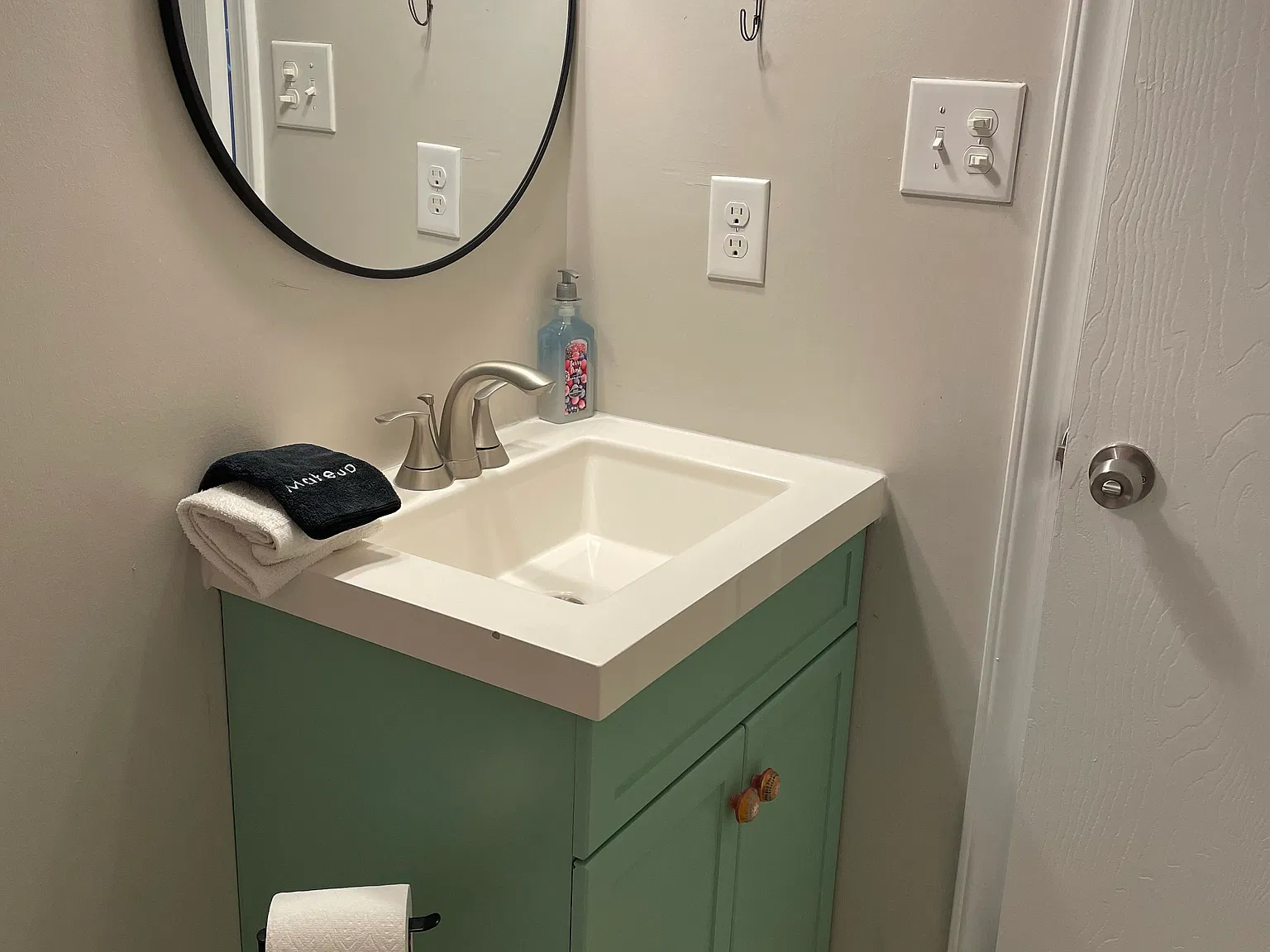 3 bed, 1181 sqft, $4,700 — Photo 4