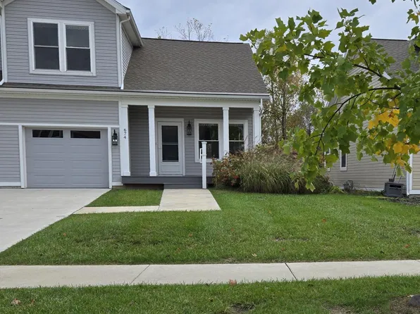 674 Maple Oaks Ct, Saline, MI 48176