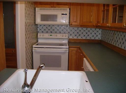 4th image of 8019 Lagos De Campo Blvd