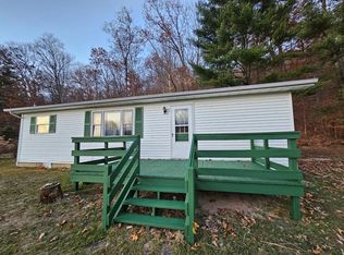 8425 Chenoweth Fork Rd, Piketon, OH 45661