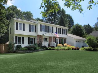 8 Natalie Dr, Budd Lake, NJ 07828