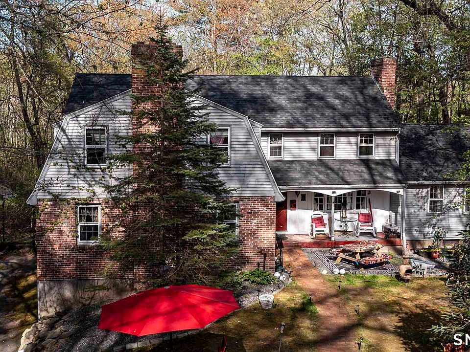 1st image of 30 Parkwood Drive