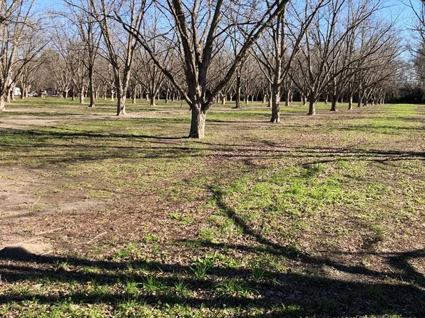 4219 Val Del Rd, Adel, GA 31620