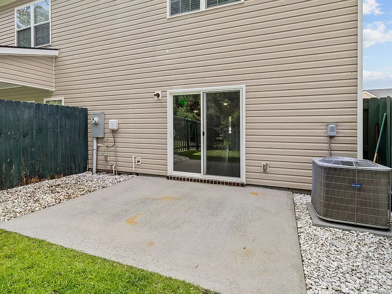 147 Ainsdale Dr — Photo 43