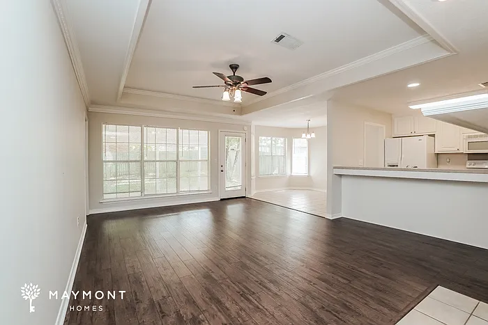 122 Chestnut Dr — Photo 4